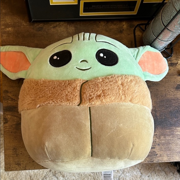 Baby Yoda (Grogu) Squishmallow - Picture 1 of 7